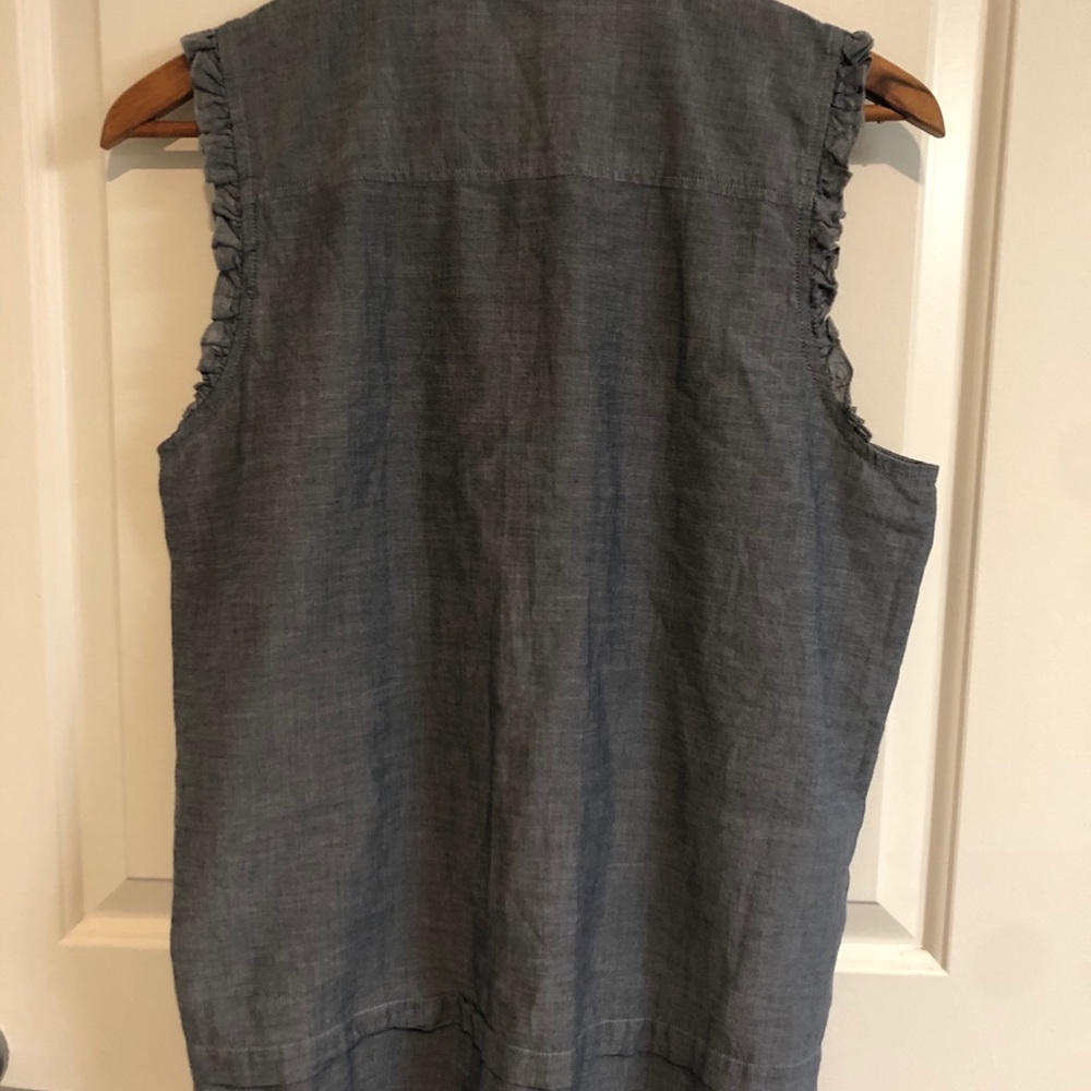 SOLD!! LOFT Embroidered Henley Top - Picture 7 of 8